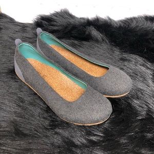 Recork x Sole Grace slate flat. 7